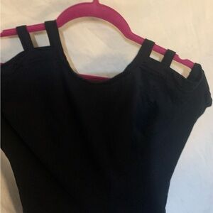 Chic Black Strappy V-neck Top size smalll